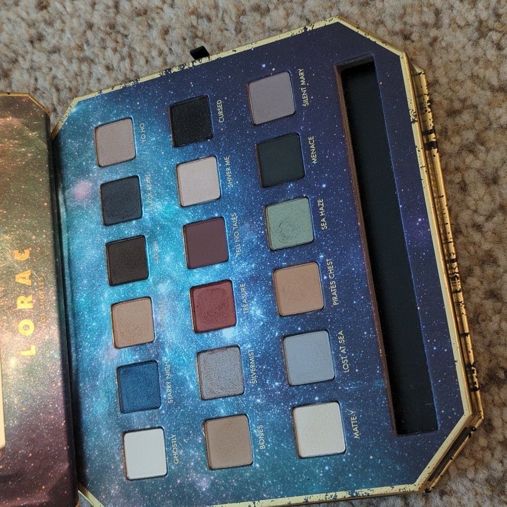 Lorac Pirates of the Caribbean